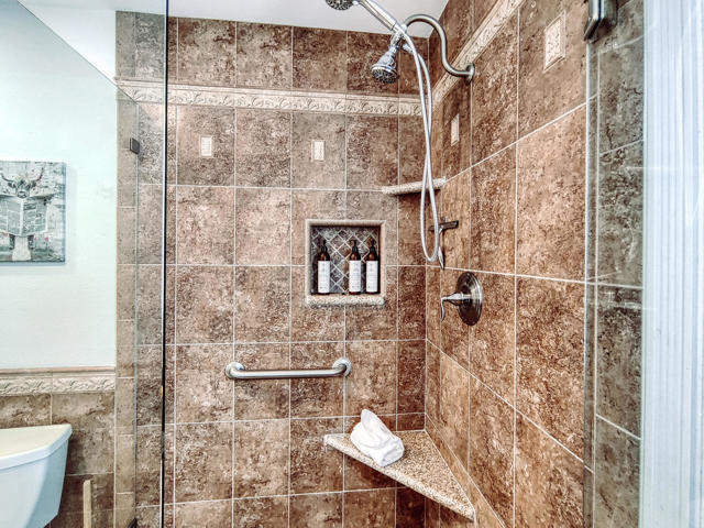 2450 Tamarisk Road, Palm Springs CA: https://media.crmls.org/mediaz/bbb93104-7c32-46d5-baba-ae92f3751585.jpg