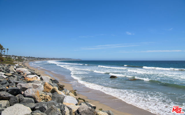 Image 7 of 12 For 31340 Broad Beach Road