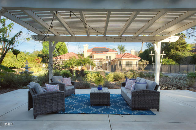 2021 Brittany Park Road, Camarillo CA: https://media.crmls.org/mediaz/bbb96c8c-7c5e-4d97-8a2c-2413ec96d73b.jpg
