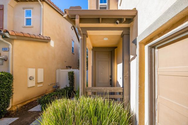 Detail Gallery Image 4 of 39 For 31938 Red Pine Way #93,  Temecula,  CA 92592 - 3 Beds | 2/1 Baths