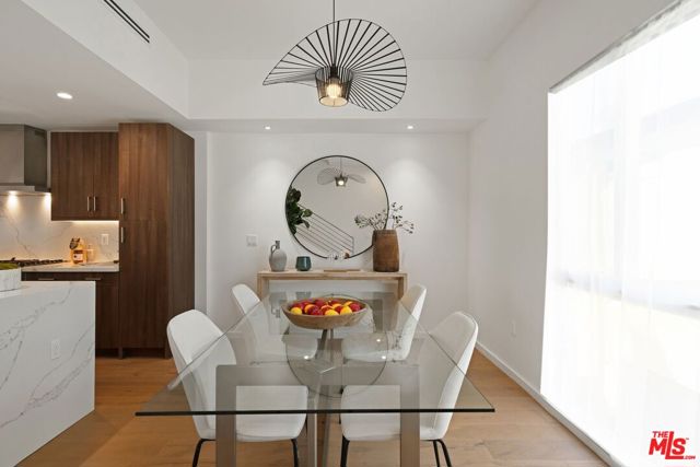 12614 Venice Boulevard, Los Angeles CA: https://media.crmls.org/mediaz/bbba15b1-8fe3-498d-acd5-b69a46de47b2.jpg