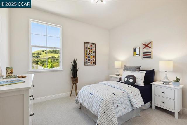 38 Citron Knoll, Orinda CA: https://media.crmls.org/mediaz/bbba40b4-2cf4-4bff-978f-1f78065f79d7.jpg