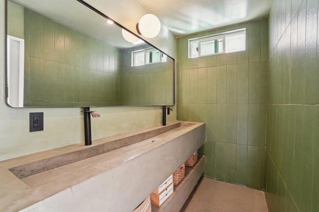 MLS #219140083PS image #9