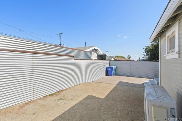 2503 2501 Sumac Dr, San Diego CA: https://media.crmls.org/mediaz/bbbb7635-2bcc-4f86-b601-4b33426e137d.jpg