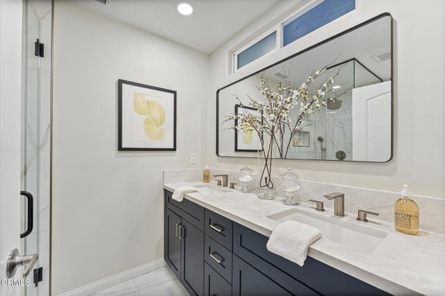 Detail Gallery Image 15 of 75 For 2820 San Pasqual St, Pasadena,  CA 91107 - 5 Beds | 5/1 Baths