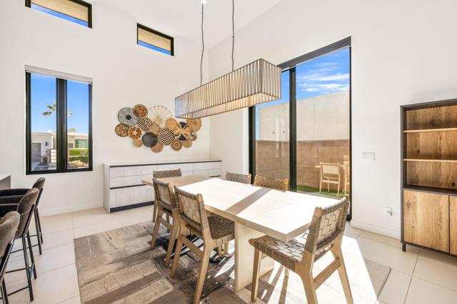 57601 Santo Thomas, La Quinta CA: https://media.crmls.org/mediaz/bbbd7fdc-f68a-4944-aa63-f08ba5ce94ba.jpg