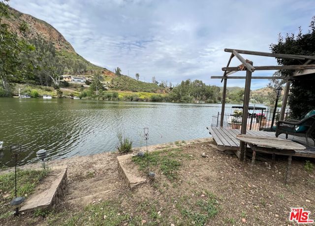 29209 Lakeshore Drive photo 3
