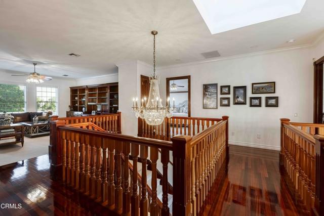 2300 Weybridge Drive, Bakersfield CA: https://media.crmls.org/mediaz/bbbe2eed-4a50-4e66-9c7e-7be957ea4c27.jpg