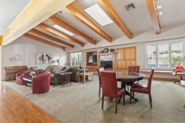Detail Gallery Image 9 of 12 For 6330 Genesee Ave #220,  San Diego,  CA 92122 - 1 Beds | 1 Baths