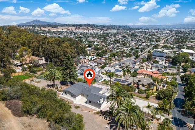 1148 Emerald Heights Rd, El Cajon CA: https://media.crmls.org/mediaz/bbbe8085-808c-441b-9538-58856eb0fbf1.jpg
