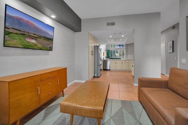 54853 Oakhill, La Quinta CA: https://media.crmls.org/mediaz/bbbe80cd-7cb2-4985-9e79-0a82fbc167f2.jpg