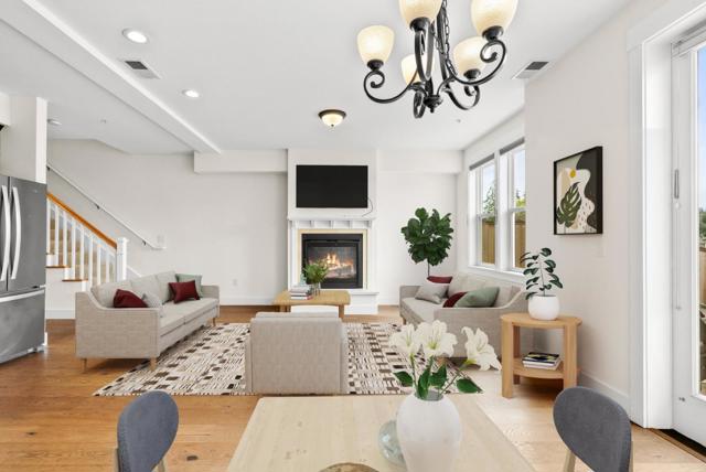 454 Granite Way, Aptos CA: https://media.crmls.org/mediaz/bbbeab2c-f38b-429a-af28-e670e12f7fe5.jpg