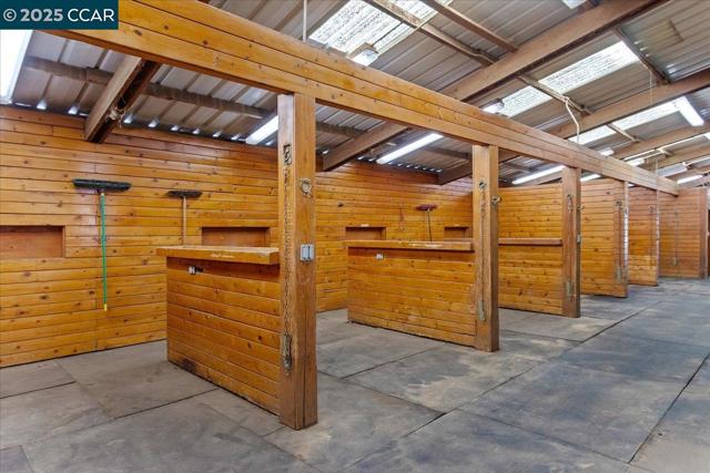 1101 North Gate Road, Walnut Creek CA: https://media.crmls.org/mediaz/bbbf58f4-9071-40ce-b50b-74d239c053df.jpg