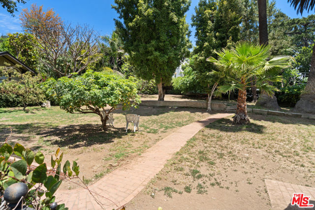 1919 Pinehurst Road, Los Angeles CA: https://media.crmls.org/mediaz/bbbfbbf5-0349-487d-9877-f0c1e7320a0d.jpg