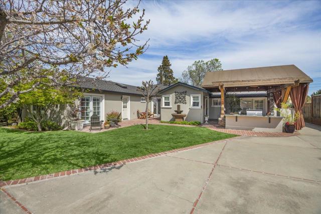 14843 Holden Way, San Jose CA: https://media.crmls.org/mediaz/bbbff9d3-6e66-415f-a90a-4351aba75a22.jpg