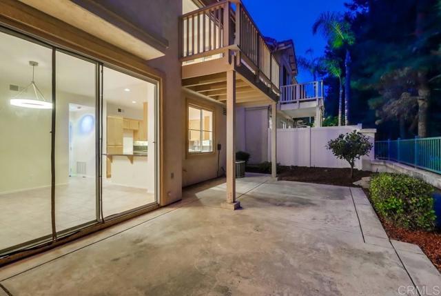 2300 Palomira Court, Chula Vista CA: https://media.crmls.org/mediaz/bbc0a596-00bb-4983-8abf-e06bd39b0a55.jpg