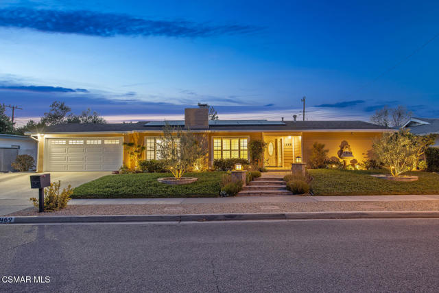1469 Kirk Avenue, Thousand Oaks CA: https://media.crmls.org/mediaz/bbc0f627-dbec-43b6-a0f0-6cb476422b09.jpg