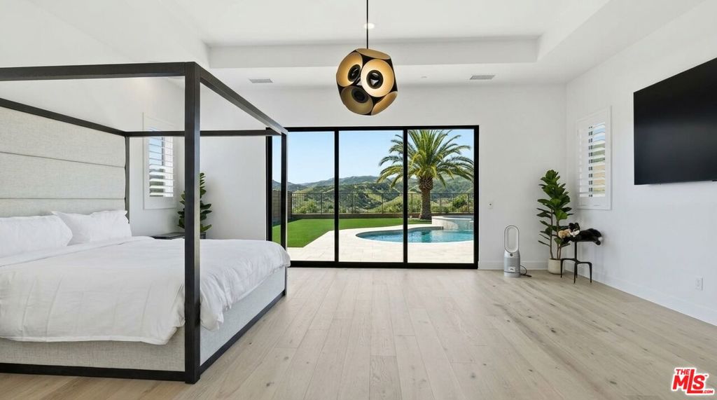 MLS #26867081 image #28