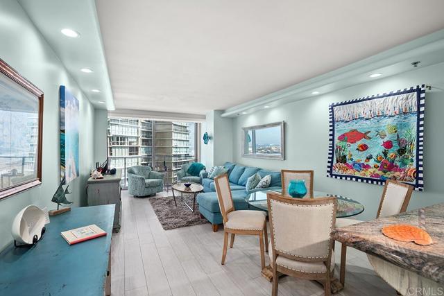 Detail Gallery Image 3 of 41 For 1810 Avenida Del Mundo #901,  Coronado,  CA 92118 - 1 Beds | 1 Baths