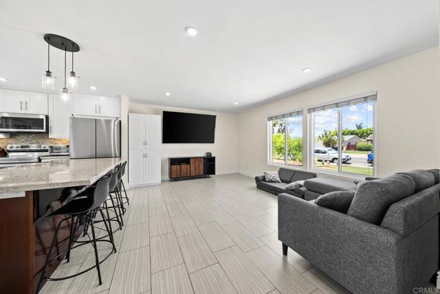 7971 Jade Coast Road, San Diego CA: https://media.crmls.org/mediaz/bbc29e3e-bfe9-40f9-89ae-c01af3508f69.jpg