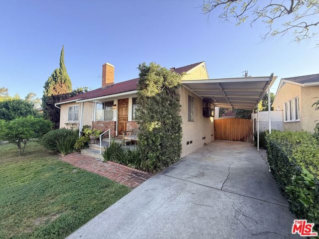 2952 Midvale Avenue, Los Angeles CA: https://media.crmls.org/mediaz/bbc3953e-5d32-4597-a8ff-e77e06150ad7.jpg