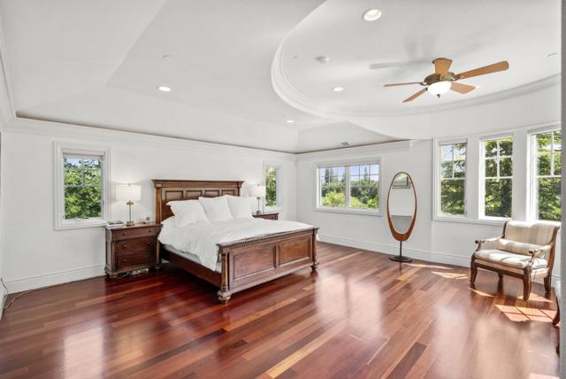 12690 Dianne Drive, Los Altos Hills CA: https://media.crmls.org/mediaz/bbc3bea1-0b77-4d9e-8003-4dc11d240e58.jpg
