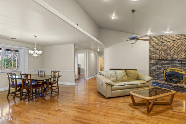 Detail Gallery Image 6 of 45 For 30100 Sunland Way, Tehachapi,  CA 93561 - 3 Beds | 2 Baths