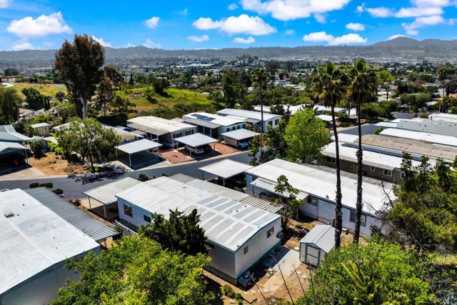 1120 Pepper Dr, El Cajon CA: https://media.crmls.org/mediaz/bbc48f57-ff00-4a24-87b8-777a1b761649.jpg
