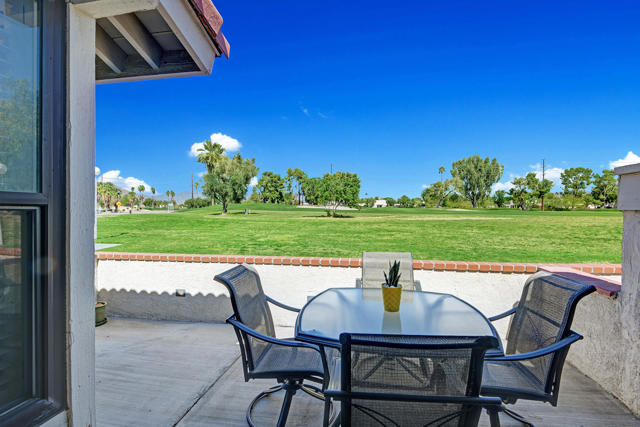 FRONT DINING PATIO TO FAIRWAY MLS