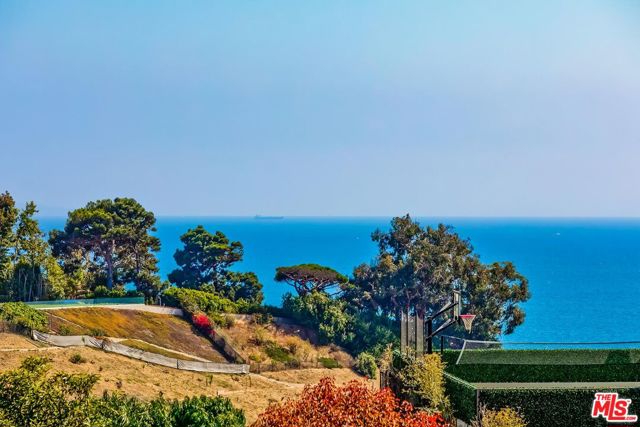 Drew Fenton | 424 Lombard Avenue Pacific Palisades CA | MLS: 7090361