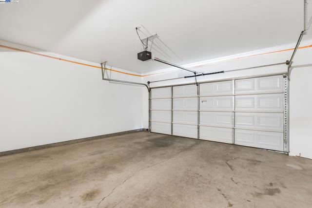 4120 Lucca Ct, Pleasanton CA: https://media.crmls.org/mediaz/bbc795a6-ace4-4349-819e-0d9adf1b2d4f.jpg