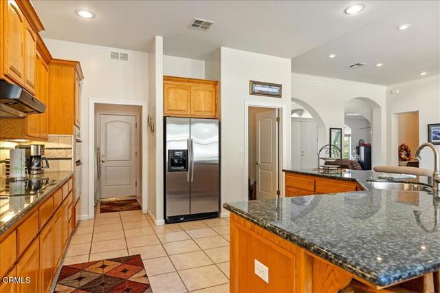 Detail Gallery Image 18 of 54 For 26450 Cumberland Rd, Tehachapi,  CA 93561 - 3 Beds | 2/1 Baths