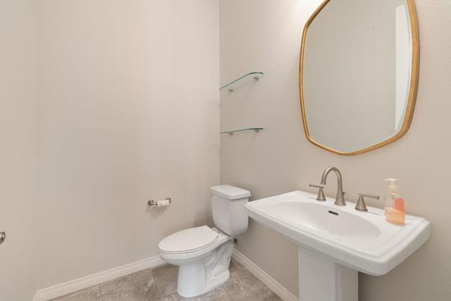 28621 W Natoma Drive, Cathedral City CA: https://media.crmls.org/mediaz/bbc7dbf5-7d3b-482f-9805-6816192913ec.jpg