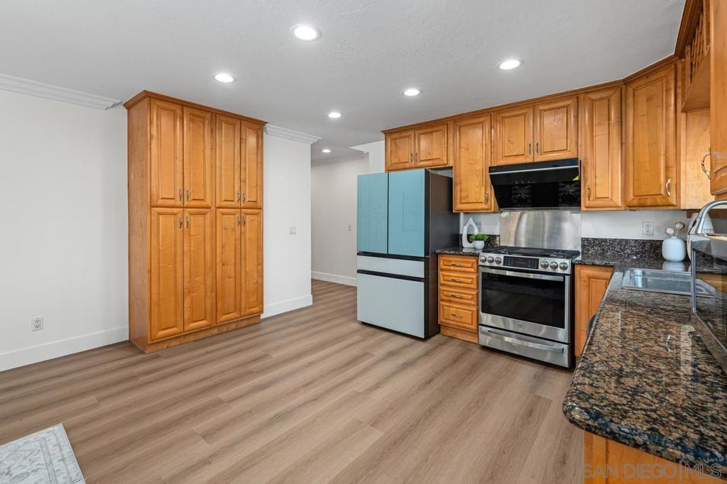 13175 Entreken Avenue - photo 12