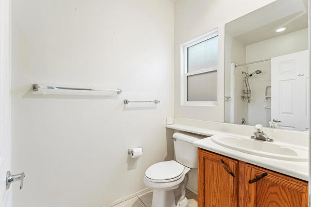 79528 Morning Glory Court, La Quinta CA: https://media.crmls.org/mediaz/bbc83b31-7fcf-439e-b47b-368774730377.jpg