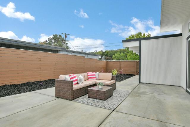 642 Appleberry Drive, San Rafael CA: https://media.crmls.org/mediaz/bbc8f542-3aed-4023-bd33-d4c7e3facd41.jpg