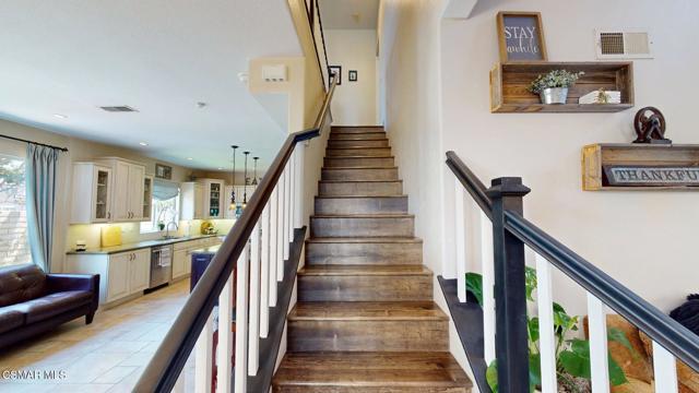 293 Springmist Lane, Simi Valley CA: https://media.crmls.org/mediaz/bbc92898-497c-4986-9d49-af865461f95d.jpg