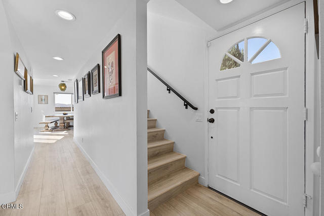 Detail Gallery Image 18 of 56 For 542 San Clemente Way, Camarillo,  CA 93010 - 4 Beds | 2/1 Baths