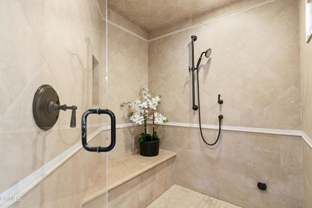 Detail Gallery Image 38 of 75 For 2296 Applewood Ln, Camarillo,  CA 93012 - 5 Beds | 4/1 Baths