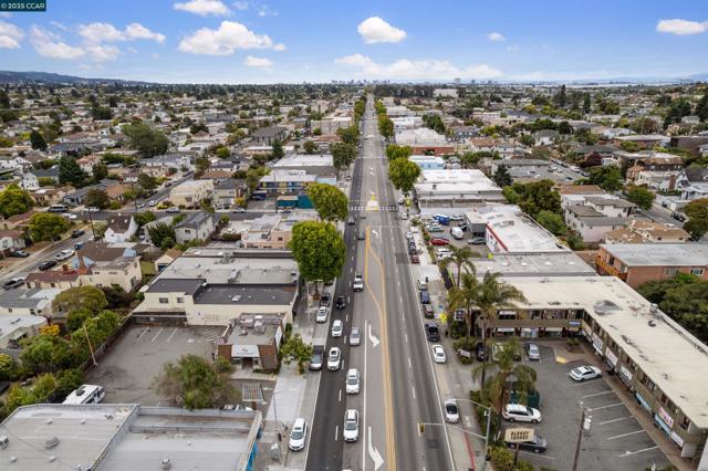 San Pablo Ave district