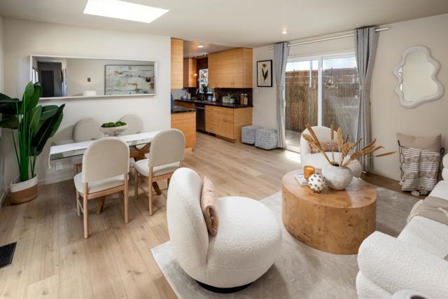 360 Fernando Avenue, Palo Alto CA: https://media.crmls.org/mediaz/bbcbb6a0-d204-40d0-b95d-56dbf4a44bf7.jpg