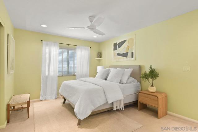 9633 Pebble Beach Dr, Santee CA: https://media.crmls.org/mediaz/bbcbdfa6-194d-43f1-bb8a-d8109fc68b46.jpg