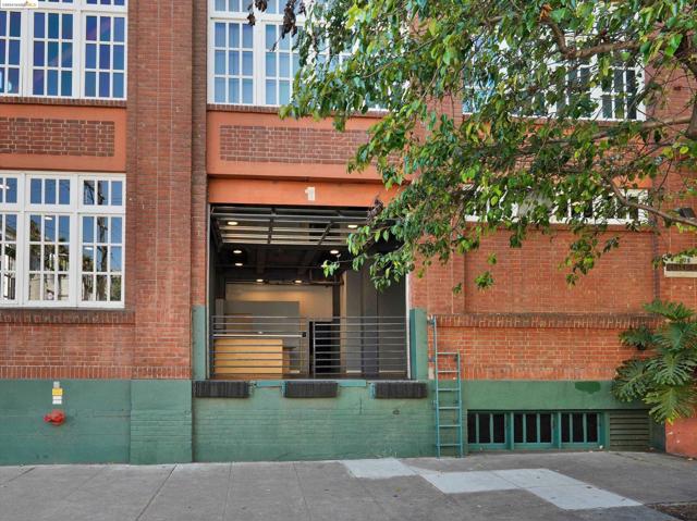 201 3rd St Unit 102, Oakland, California 94607, ,Commercial Sale,For Sale,3rd St Unit 102,41068775