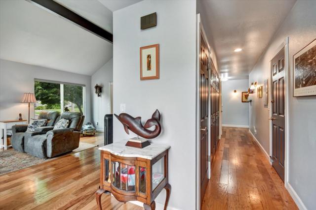 4214 Gull Cove Way, Capitola CA: https://media.crmls.org/mediaz/bbcd1966-b6ef-46cd-a8e4-66f6991f09f1.jpg