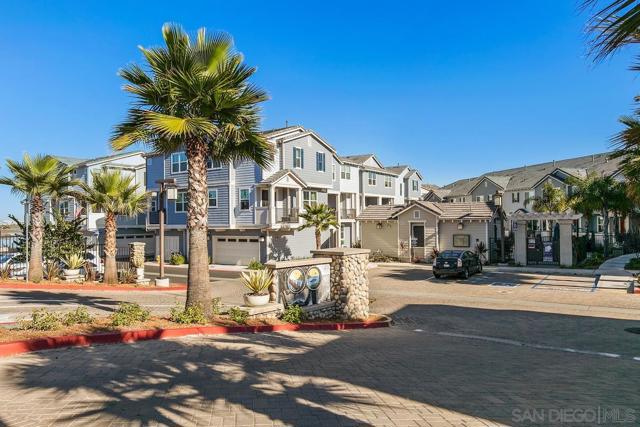 513 Sanderling, Imperial Beach CA: https://media.crmls.org/mediaz/bbcde0a1-65c7-462b-956c-63b1ab340be7.jpg