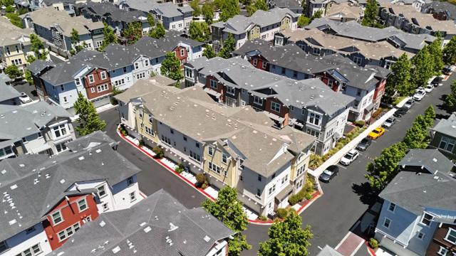 810 Gridley Terrace, Sunnyvale CA: https://media.crmls.org/mediaz/bbce45c8-0a0c-4170-bee1-2f8693cd4a84.jpg