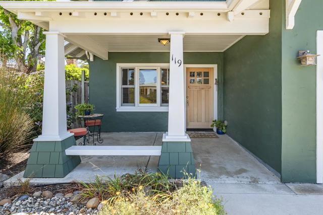 119 Coalinga Way, Santa Cruz CA: https://media.crmls.org/mediaz/bbce786e-318c-4361-899c-705cd944f01f.jpg