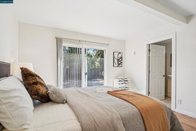 2838 Loma Vista Ave, Concord CA: https://media.crmls.org/mediaz/bbce9f24-0331-47db-9f23-951a201fdf09.jpg
