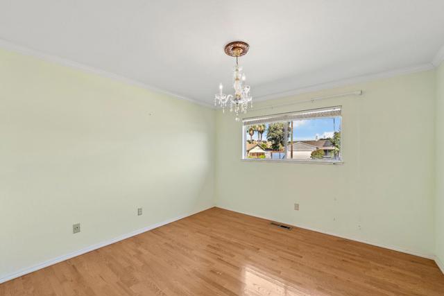 6137 Oak Forest Way, San Jose CA: https://media.crmls.org/mediaz/bbcf8b78-a742-46cf-afee-7be78732df5a.jpg