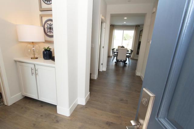 1660 Dolomite Drive, Los Banos CA: https://media.crmls.org/mediaz/bbd09651-bd9c-4f2c-a03a-4ed07d64f103.jpg